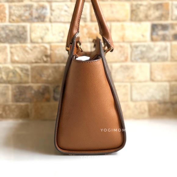 SOLD ON OFFER UP-BUNDLE MICHAEL KORS SELMA SATCHEL CROSSBODY WALLET - Picture 6 of 8